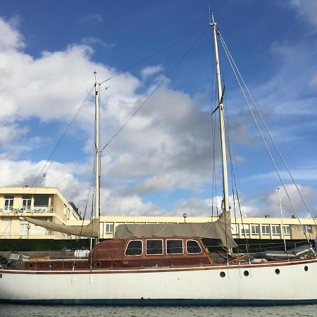 Port Deauville Yacht Vintage المظهر الخارجي الصورة
